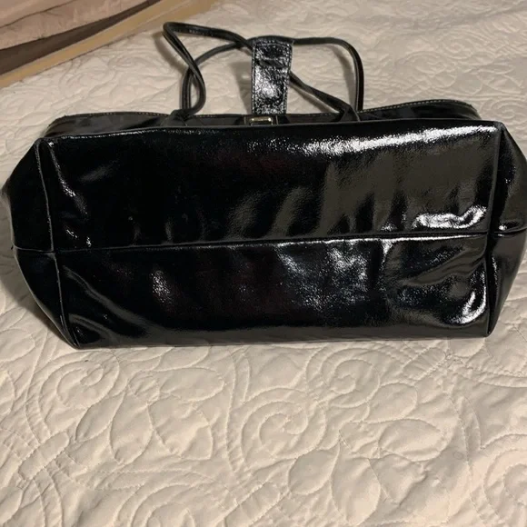 Dooney and Bourke tote - Picture 8 of 11